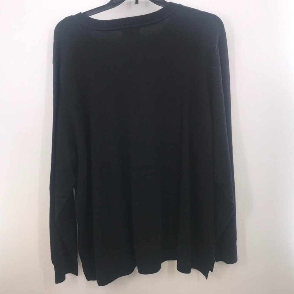 NWT LIZ CLAIBORNE BLACK VNECK SWEATER‎